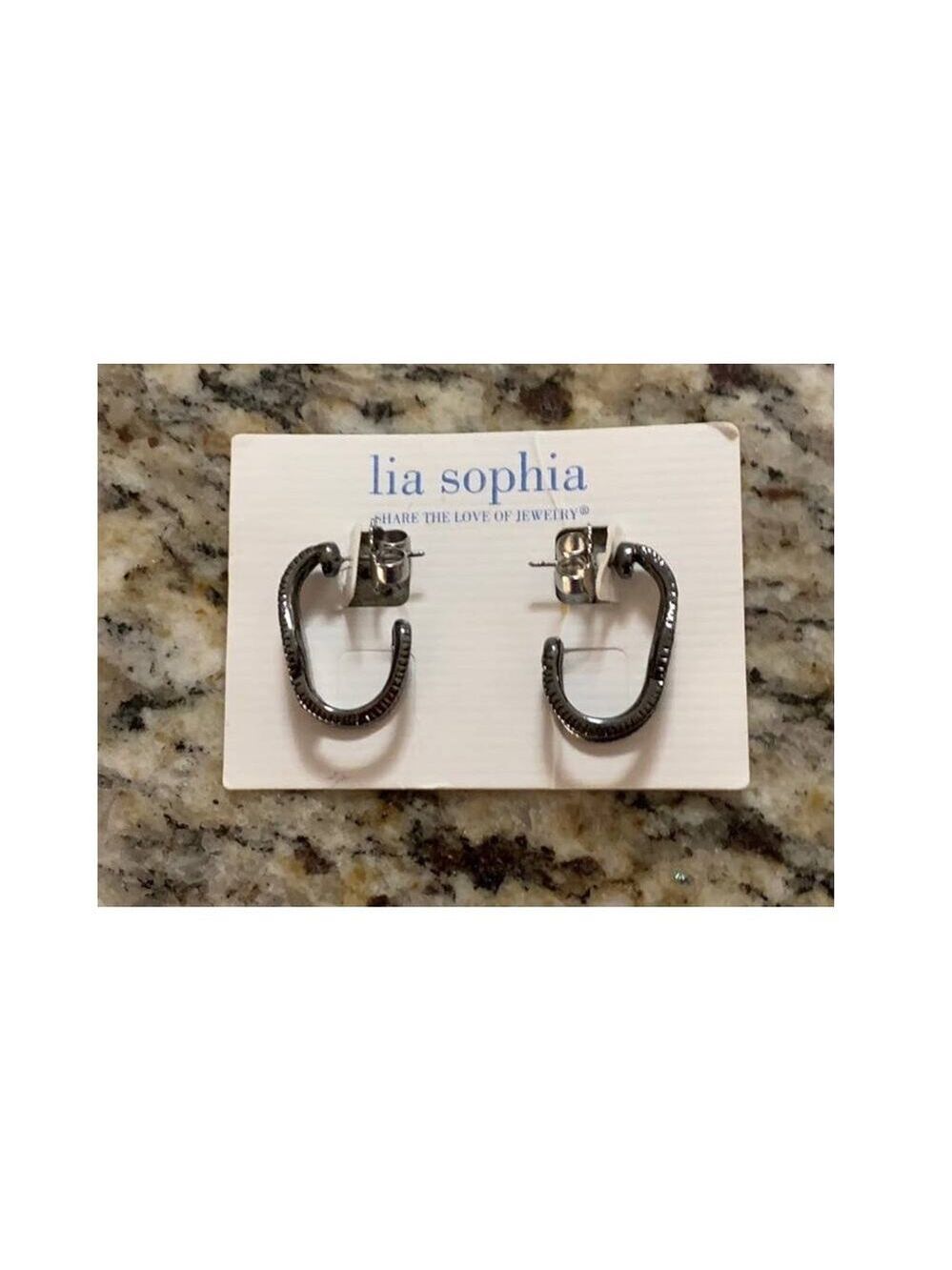 Lia sophia gunmetal pearl Earrings retired new